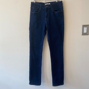Levi Mid Rise Skinny Jeans Dark Wash Stretch